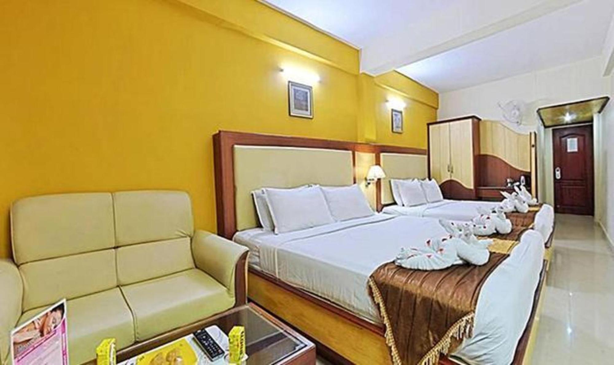 Hotel Ponmari residencyy Ooty Eksteriør billede