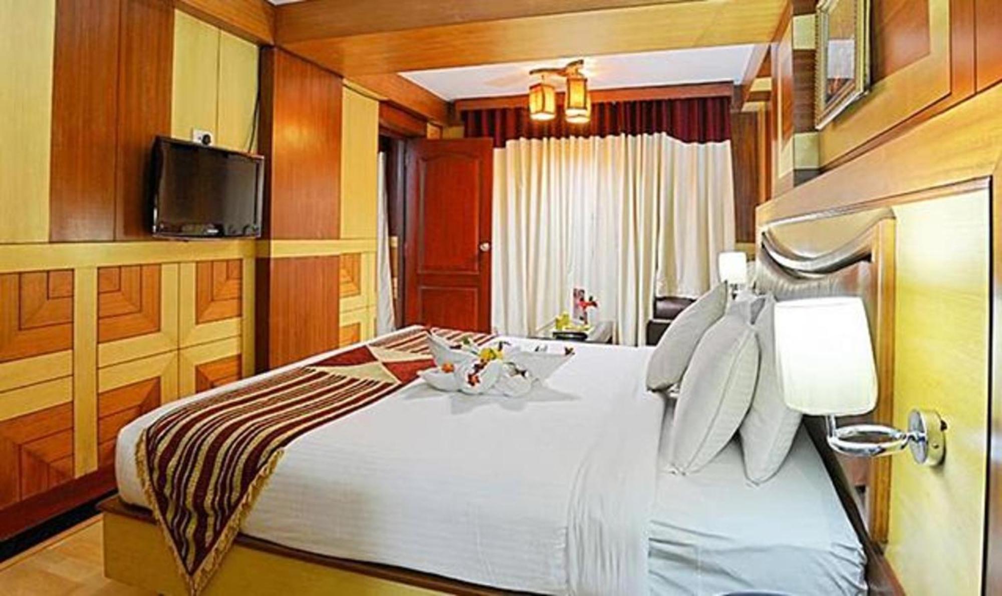 Hotel Ponmari residencyy Ooty Eksteriør billede