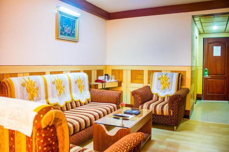 Hotel Ponmari residencyy Ooty Eksteriør billede